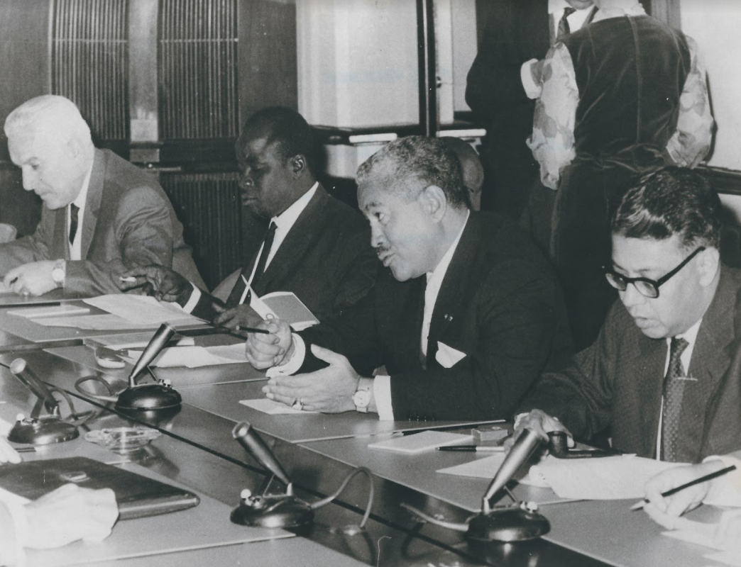 En 1965, les membres du Groupe des employeurs à la Conférence du BIT provenaient de près de 100 pays.