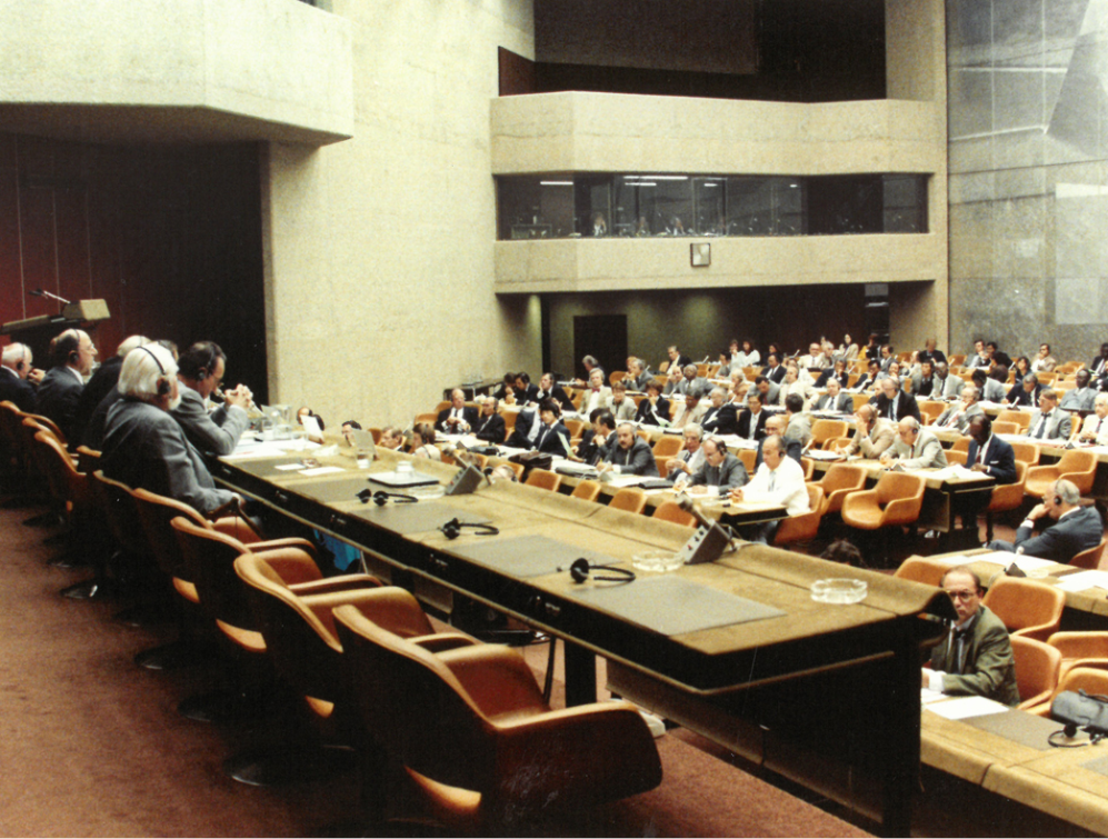 Réunion du Conseil général de l'OIE, juin 1990